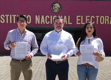 Diputados del PAN se quejan de Sheinbaum ante el INE al acusarla de promover revocación en evento del 8M