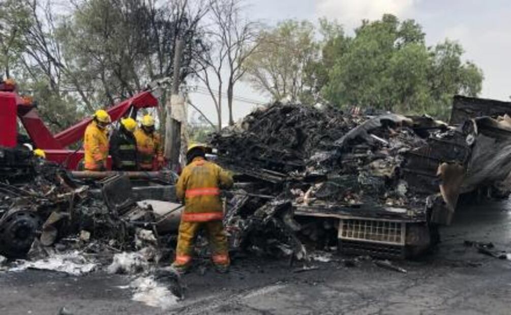 Choque en Lechería-Texcoco deja dos decesos