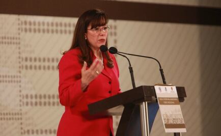 A Eva Cadena “la chamaquearon”: Yeidckol Polevnsky