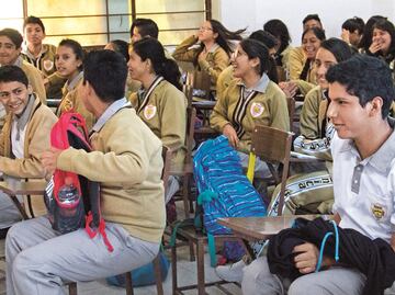 Beca “Rita Cetina”: El 11 de noviembre comienza el registro para estudiantes de secundaria; esto es lo que sabemos