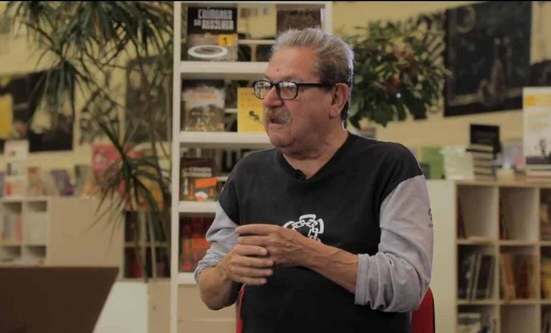 Paco Ignacio Taibo II en entrevista con Sabina Berman. Foto: Captura de pantalla