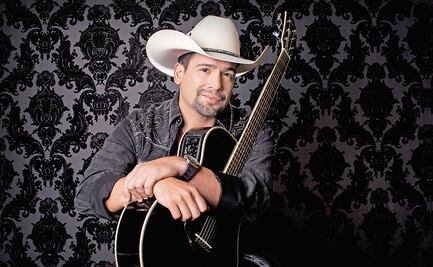 Bobby Pulido le ayuda a fan despistado a encontrar el amor