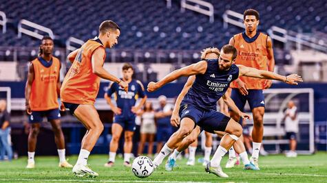 El clásico Barcelona vs Real Madrid llega a casa de los Cowboys