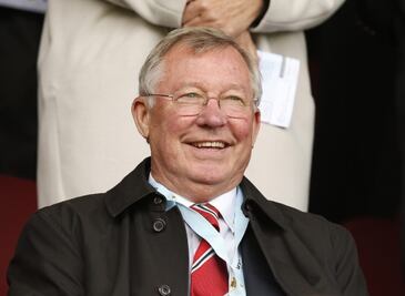Alex Ferguson es despedido del Manchester United por falta de dinero