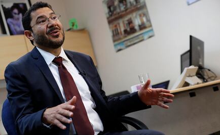 Batres propone dejar presidencia del Senado si Monreal deja puesto en Jucopo