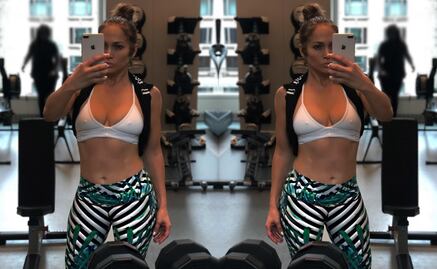 Los looks deportivos de Jennifer López se vuelven virales en Instagram