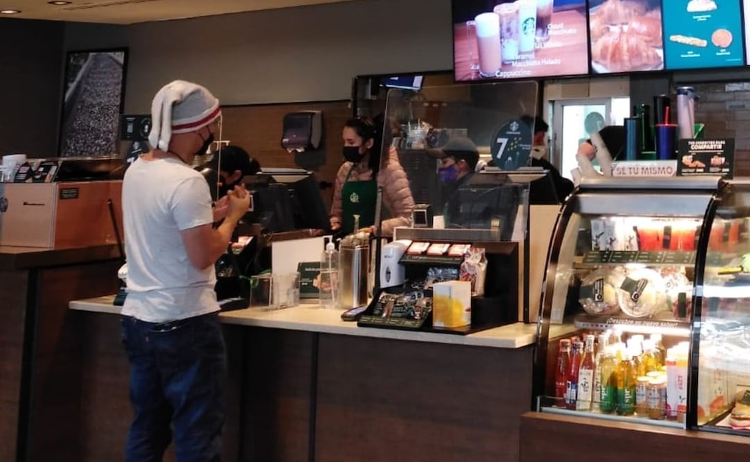 Cadenas de tiendas, cafeterías y restaurantes cumplen con promociones por votar