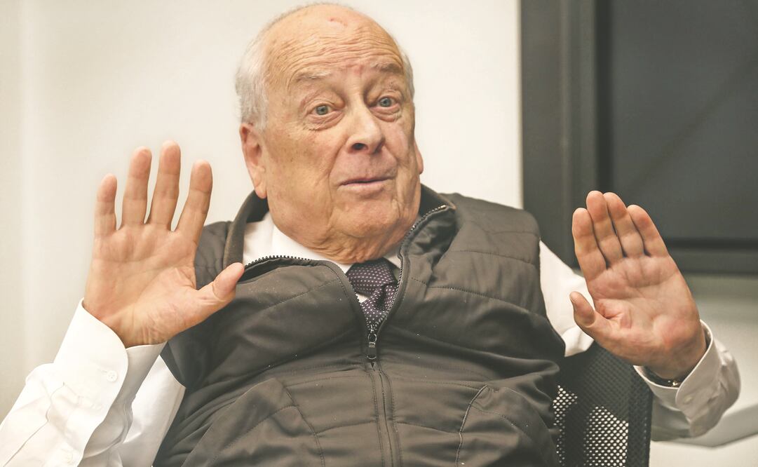 Claudio X. González, consejero de grandes empresas del país, asegura que el presidente electo, Andrés Manuel López Obrador, es un político muy hábil a quien los años le han dado mayor capacidad de reflexión. (FOTOS: JUAN CARLOS REYES. EL UNIVERSAL)