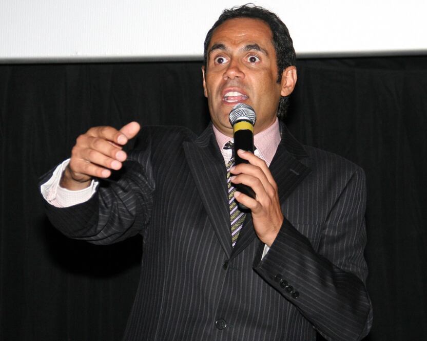 "Me enoja que la gente no tenga el mismo nivel de compromiso que tengo yo", comentó a los medios el comediante (ARCHIVO EL UNIVERSAL)