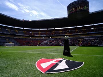 Los Rojinegros del Atlas cambian de dueño