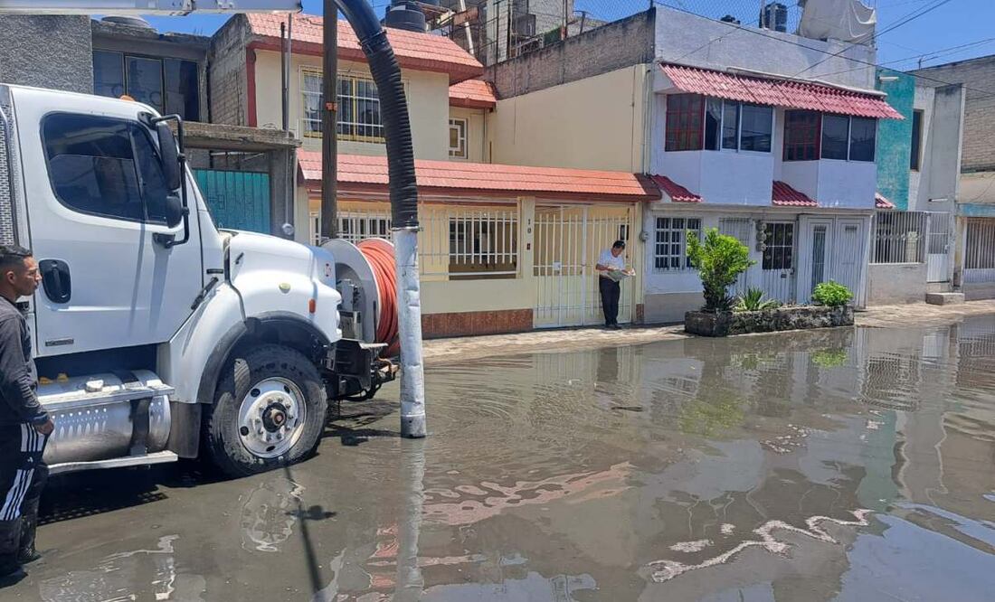 Las intensas lluvias que cayeron sobre el Estado de México, dejaron severas inundaciones y a decenas de personas afectadas en Ecatepec y Ocoyoacac. Foto: Especial