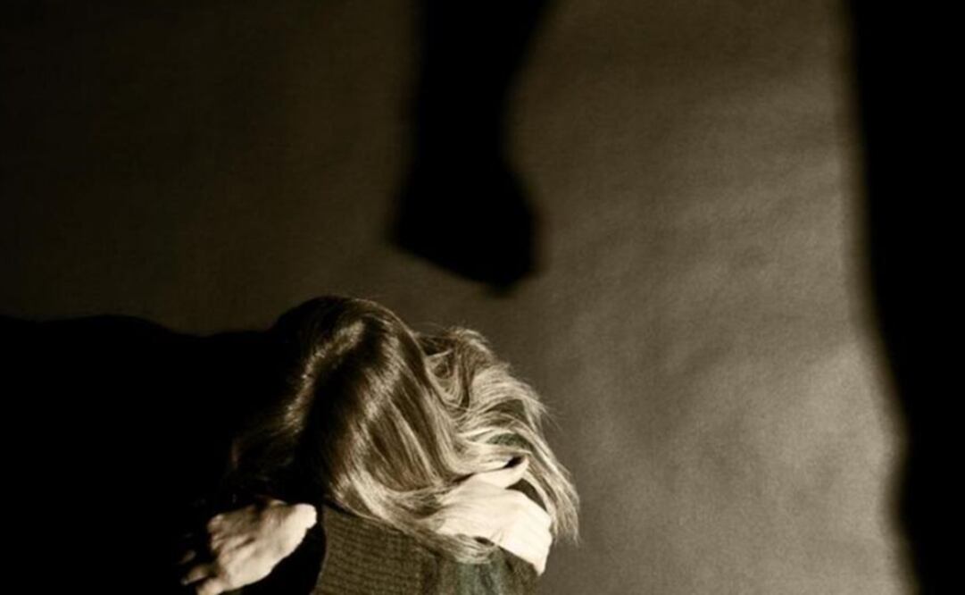 El sujeto tiene prohibido comunicarse o acercarse a sus hijos durante 20 años y deberá pagar una indemnización de más de 10 mil dólares a cada una. Foto: AFP 