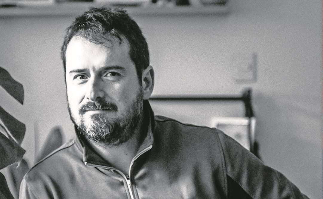 Con La guerra que perdimos, Juan Miguel Álvarez busca que el lector entienda el costo moral que paga la población en Colombia por la guerra. Foto: ANAGRAMA