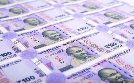 Rupia india le gana al peso mexicano; dólar sigue siendo el rey en mercados cambiarios