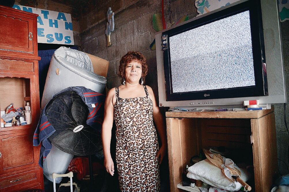 El 31 de diciembre de 2015 se deberá implementar en todo el país el apagón de las señales analógicas de televisión (ARCHIVO EL UNIVERSAL)