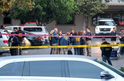Identifican a presunto autor de tiroteo en bar de California que dejó 13 muertos