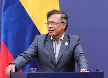 Petro abre frente con Perú; acusa al país de intentar apropiarse de parte de su territorio amazónico