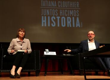 La población debe "escribir su propia historia": Tatiana Clouthier