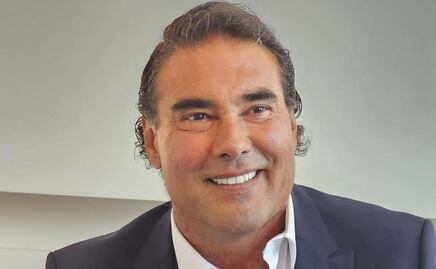 Eduardo Yáñez se quita años de encima con tratamiento de rejuvenecimiento facial