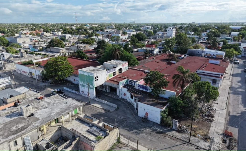 Inicia la demolición del hospital general para dar paso al Nuevo Hospital Materno Infantil de Cancún. Foto: Especial
