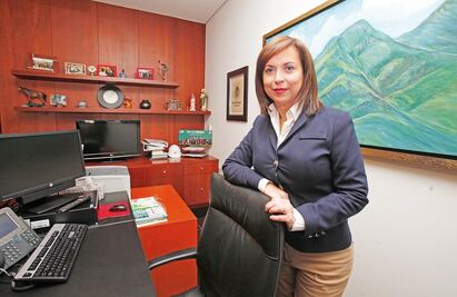 Urgente, fortalecer educación sexual entre adolescentes: Senado