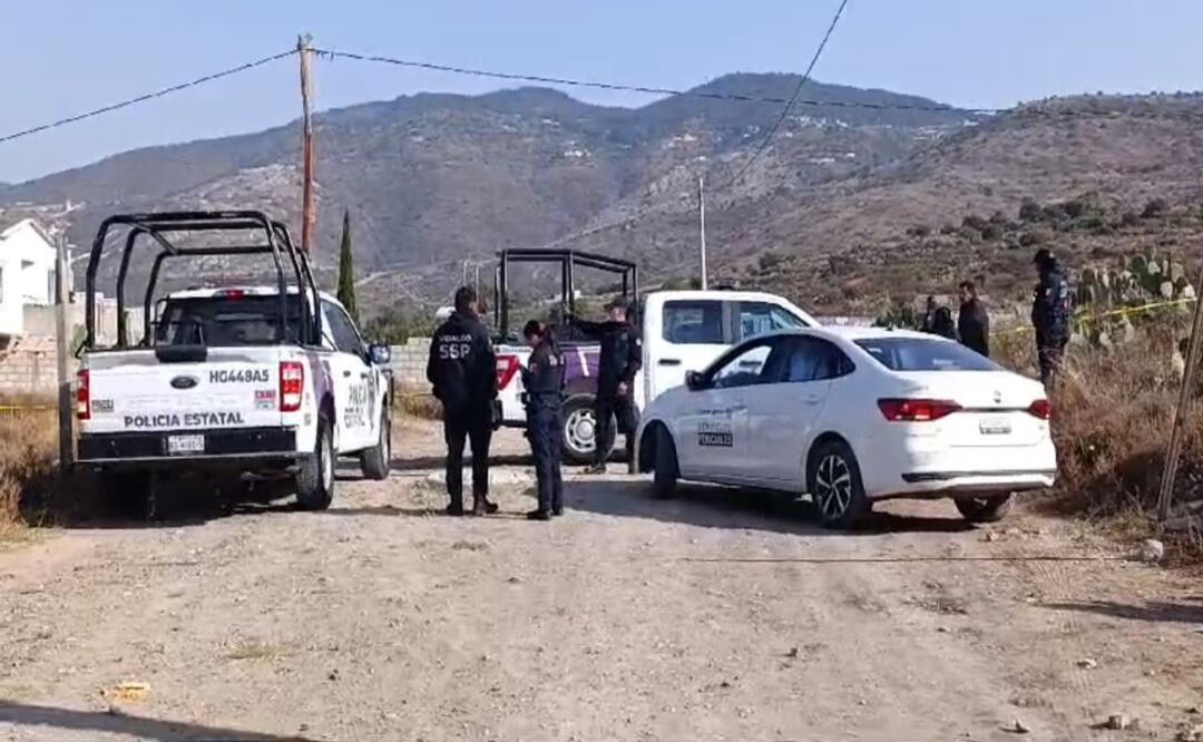 Ataque con arma blanca en Mineral de la Reforma Hidalgo, deja cuatro personas sin vida, dos de ellas mujeres, así como dos lesionados. La agresión fue cometida por un ex policía, quien logró darse a la fuga. Foto: Especial