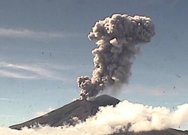 Popocatépetl registra nueva explosión; reportan caída de ceniza
