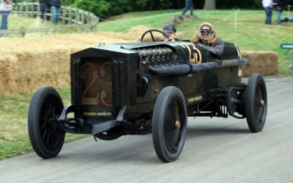 Conoce los 5 motores de autos más grandes de la historia