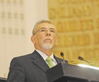 AMLO ningunea a su nuevo secretario