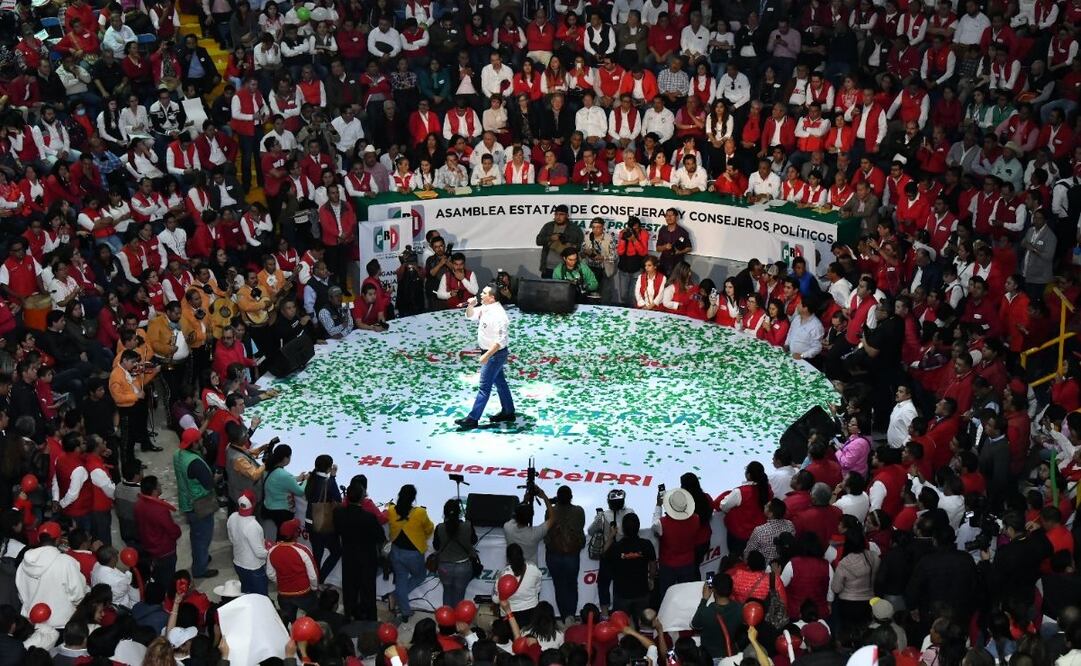 El presidente nacional del PRI, Alejandro Moreno, tomó protesta a la nueva dirigencia de ese partido en Tlaxcala / Tomada de Twitter @alitomorenoc