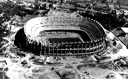 El Estadio Azteca cumple cincuenta años