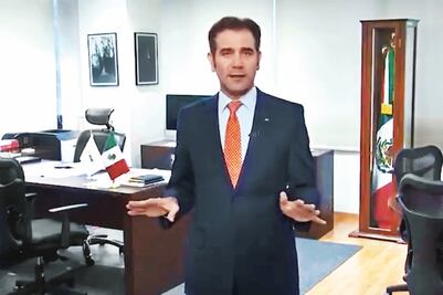 INE pide a políticos y empresarios apegarse a la ley