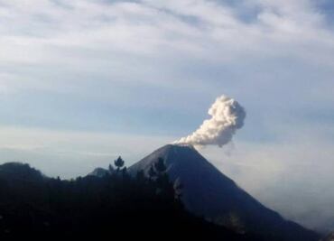 Ash, gas and steam emissions continue at Colima Volcano