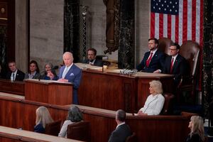 Rey Carlos III llama al Congreso de EU a apoyar a Ucrania y la OTAN; condena ataque fallido contra Trump