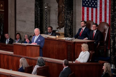 Rey Carlos III llama al Congreso de EU a apoyar a Ucrania y la OTAN; condena ataque fallido contra Trump