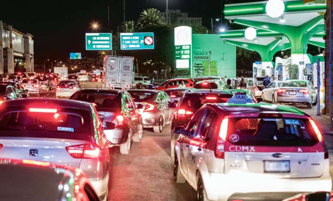Fuel theft has become an important issue for Mexico - Photo: Germán Espinosa/EL UNIVERSAL