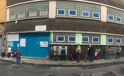 Casilla en donde AMLO podría votar abre con retraso y luego cierra por falta de funcionarios