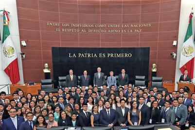 Ealy Ortiz urge a recuperar confianza en instituciones 