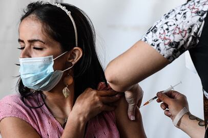 Covid-19. ¿Cómo saber si necesitas la segunda dosis de refuerzo?, experta