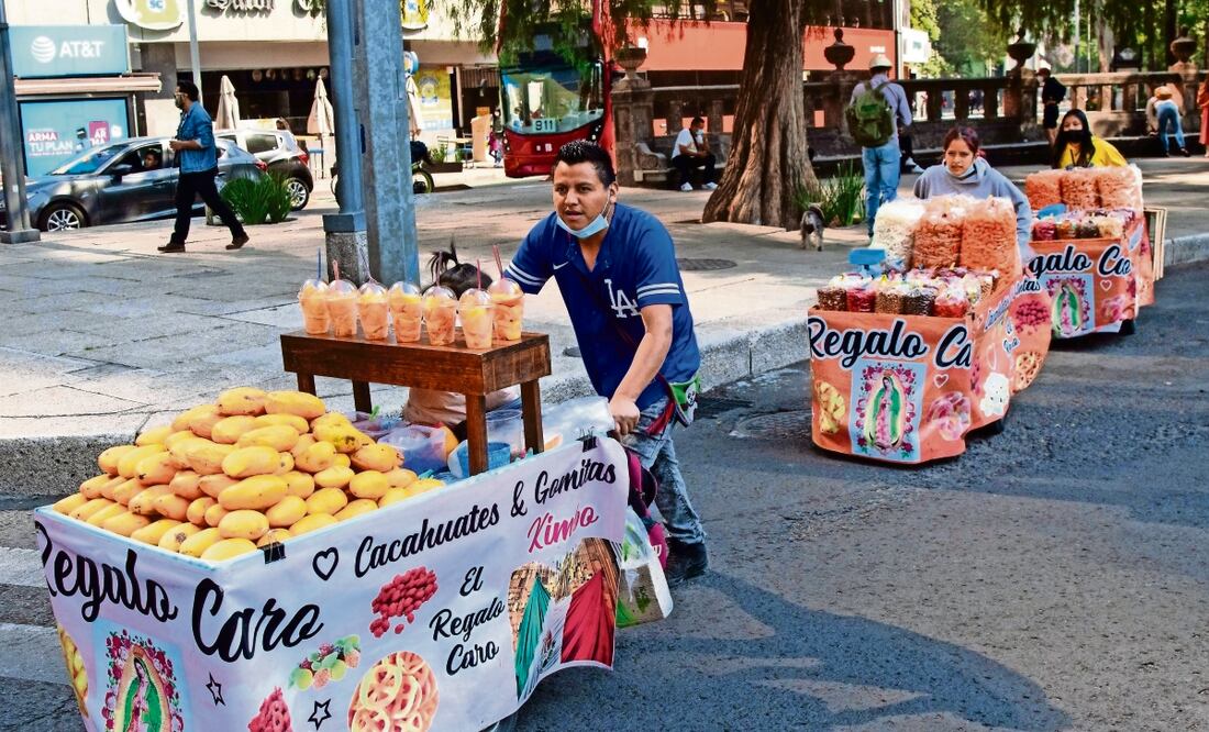En México coexisten dos realidades económicas: la formal y la informal, con esta última representando casi el 55% de la economía. Foto: Archivo