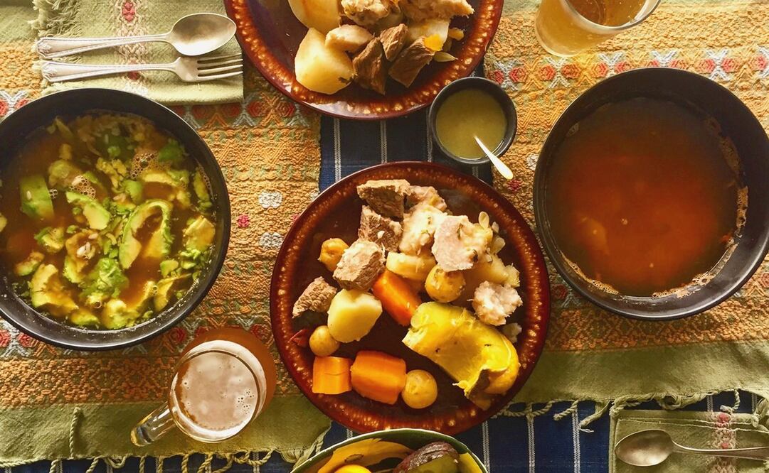 El caldo mixe es un platillo emblemático de la cocina Ayuuk. Foto: Freepik