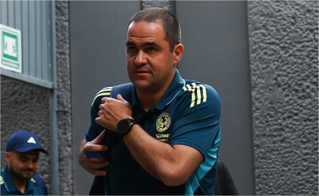 André Jardine en la primera jornada del Apertura 2025. FOTO: IMAGO7