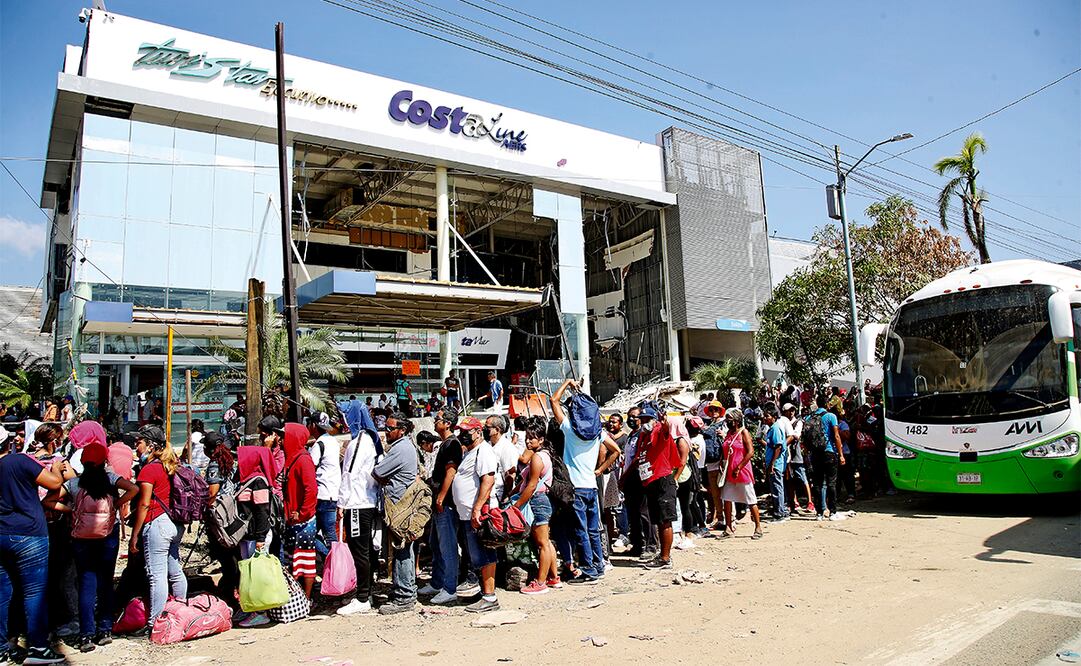 La terminal de autobuses de la ciudad está abarrotada; hay cerca de 100 corridas al día. Foto: Valente Rosas / El Universal