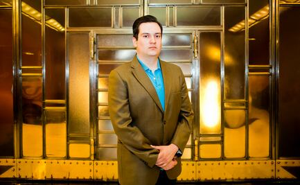 "La pandemia significará potencializar la reinvención artística a la que nos hemos enfrentado": Iván López Reynoso