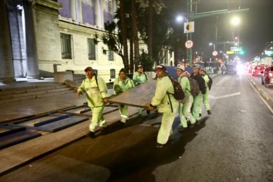 "Blindan" Palacio Nacional y Bellas Artes ante protestas contra GN en el Metro