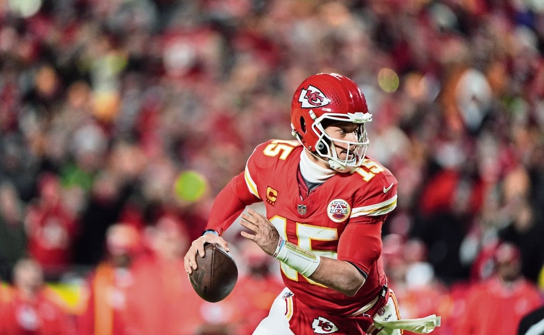 Patrick Mahomes dice a EL UNIVERSAL que no siente más nervios de los normales de cara al juego.(07/02/2025) Foto: Charlie Riedel | AP