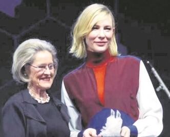 Cate Blanchett y Elton John recibirán el Premio Cristal