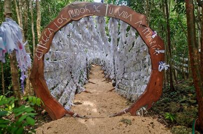 Cancún: deja tu listón en el Santuario de María Desatadora de Nudos