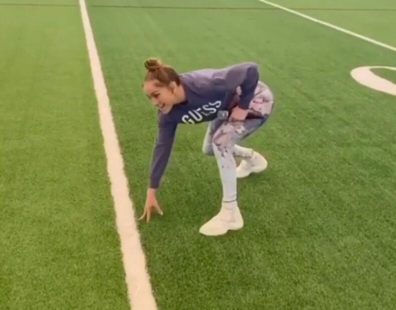 La provocativas fotos de Jennifer López y Shakira previo al Super Bowl