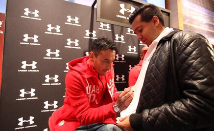 Jugadores del Toluca conviven con aficionados 